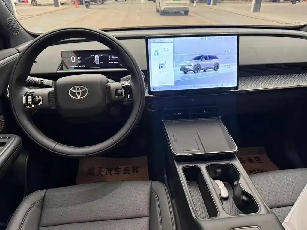 Toyota Platinum 3X 2025 из CN, фото 9