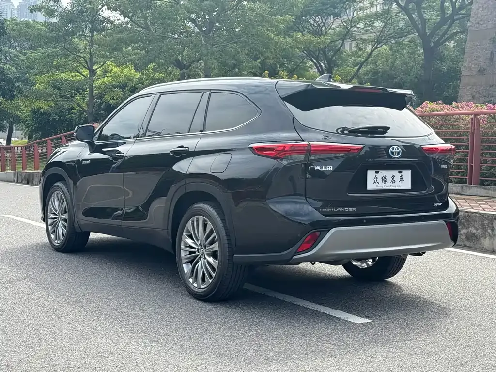 Toyota Highlander 2023 из CN, фото 4