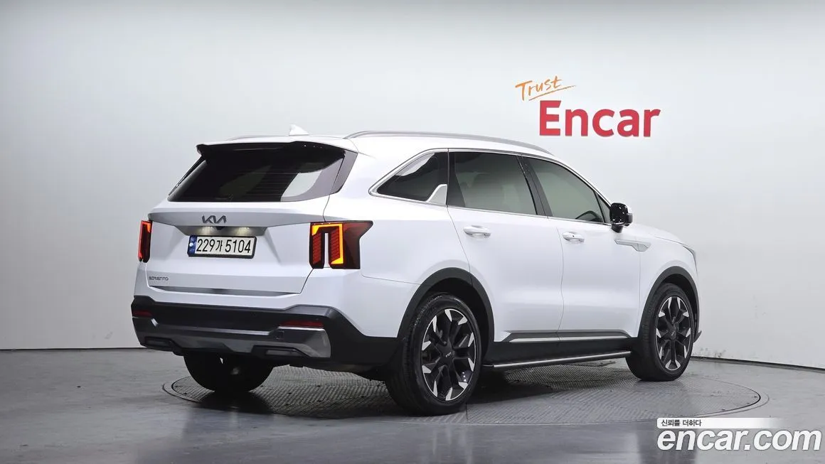 Kia Sorento 2024 из KR, фото 2