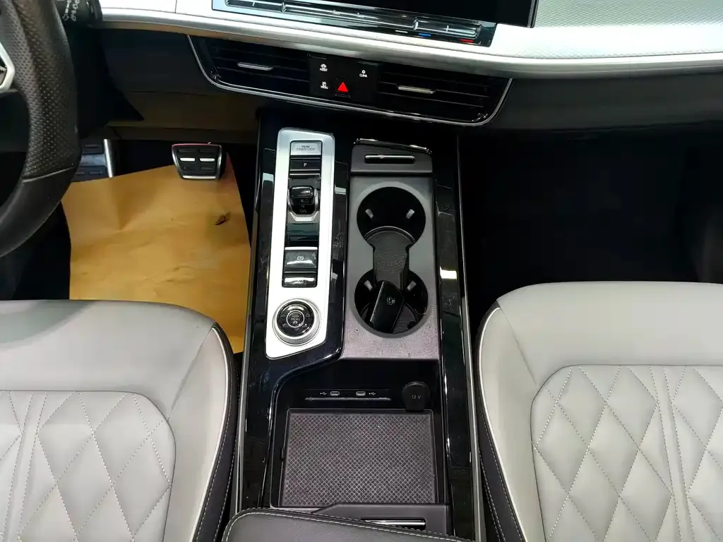 Volkswagen Tavendor 2023 из CN, фото 10