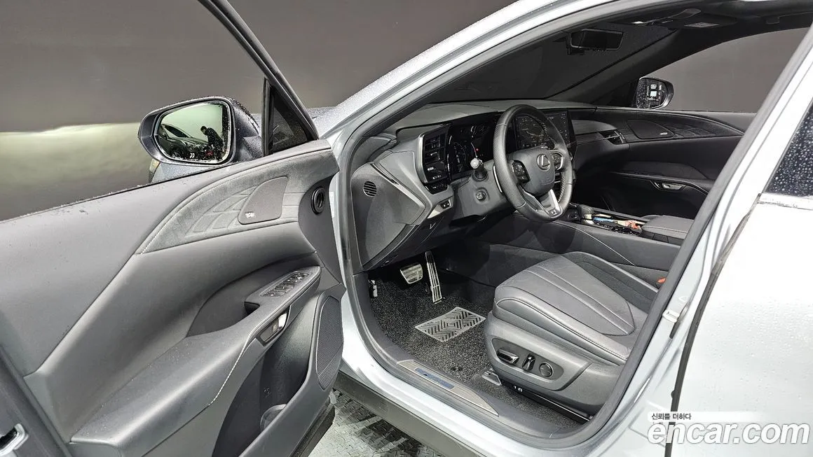 Lexus RX 2023 из KR, фото 10
