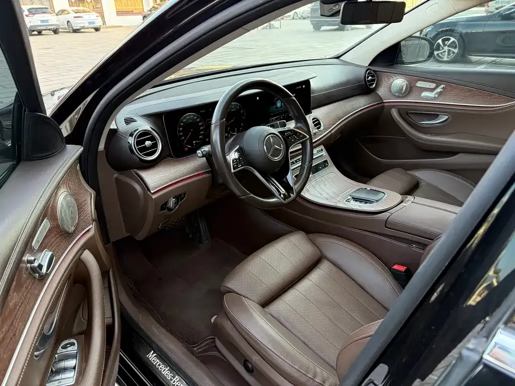 Mercedes-Benz E-Class 2022 из CN, фото 4
