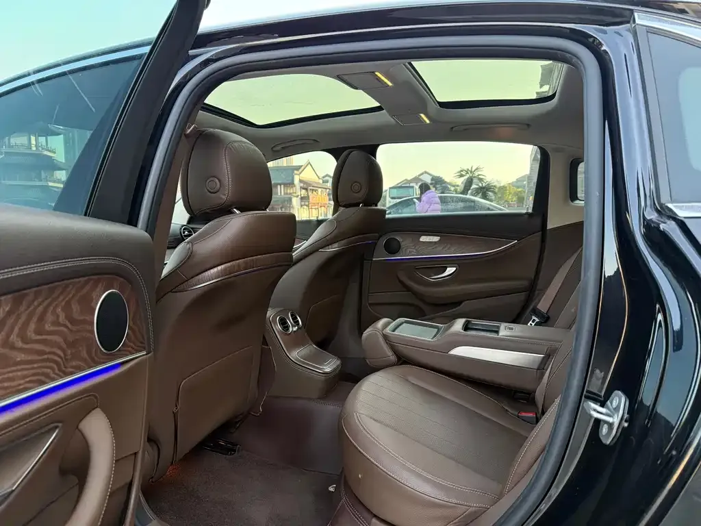 Mercedes-Benz E-Class 2022 из CN, фото 6