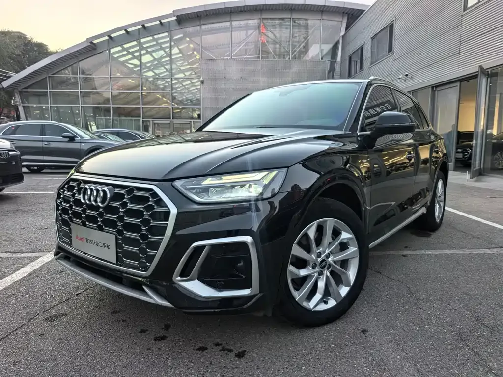 Audi Q5L 2022 из CN, фото 1