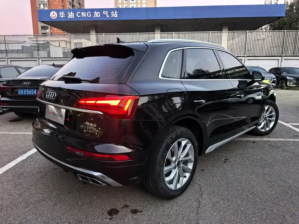 Audi Q5L 2022 из CN, фото 5