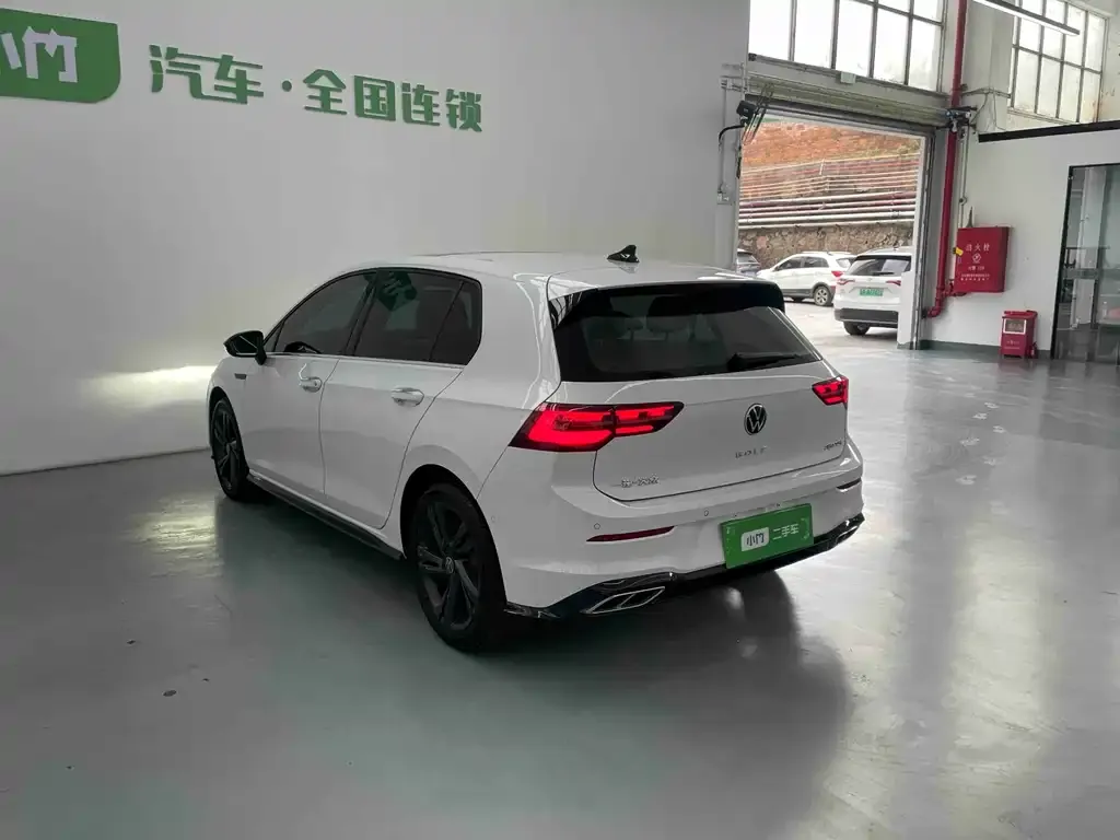 Volkswagen Golf 2022 из CN, фото 6