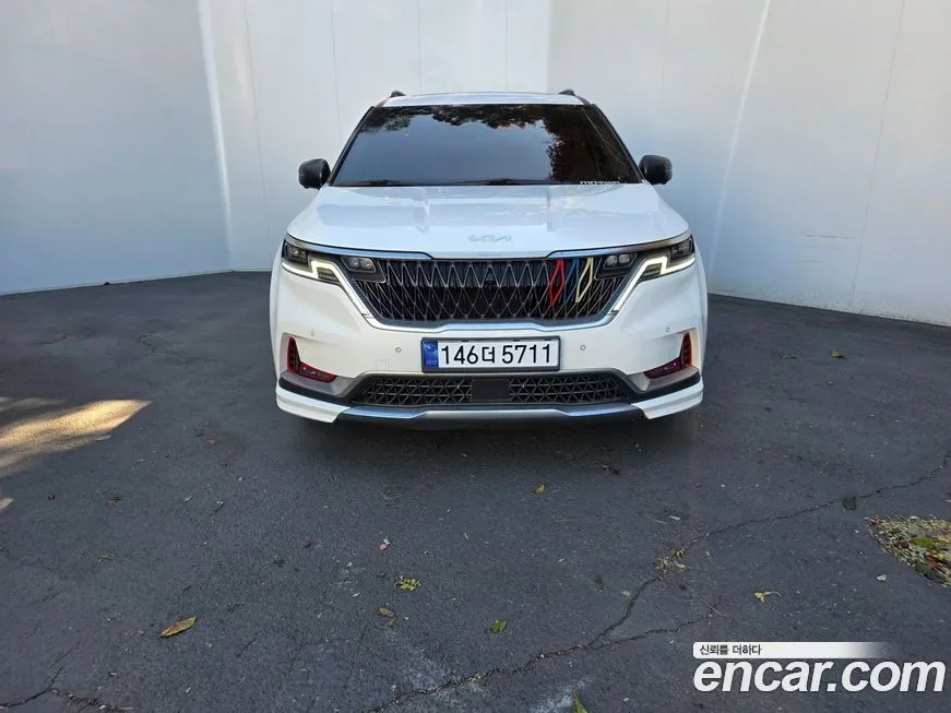 Kia Carnival — фото 1