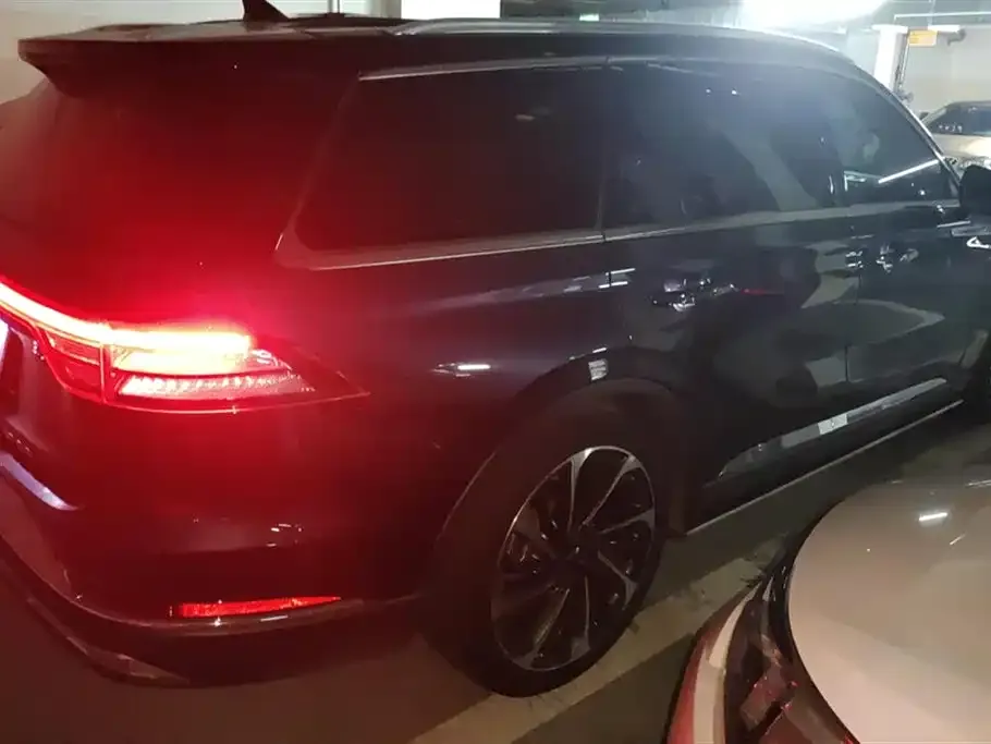 Lincoln Aviator 2024 из CN, фото 3
