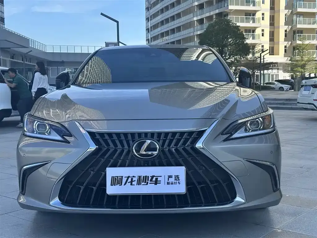 Lexus ES 2023 из CN, фото 3