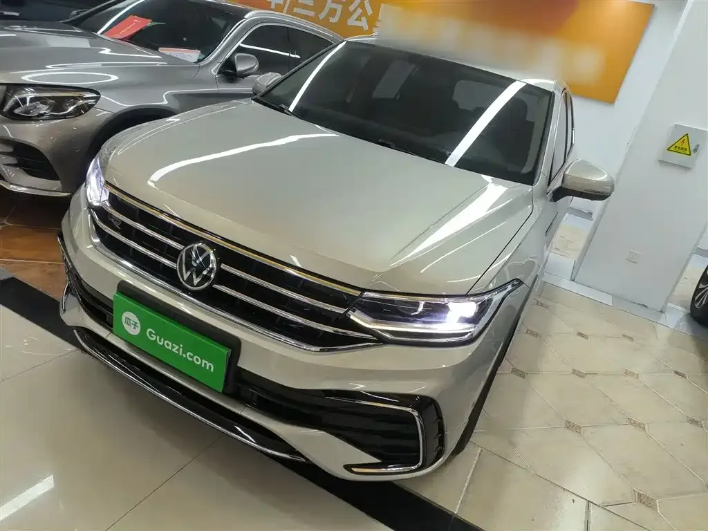 Volkswagen Tiguan L 2022 из CN, фото 2