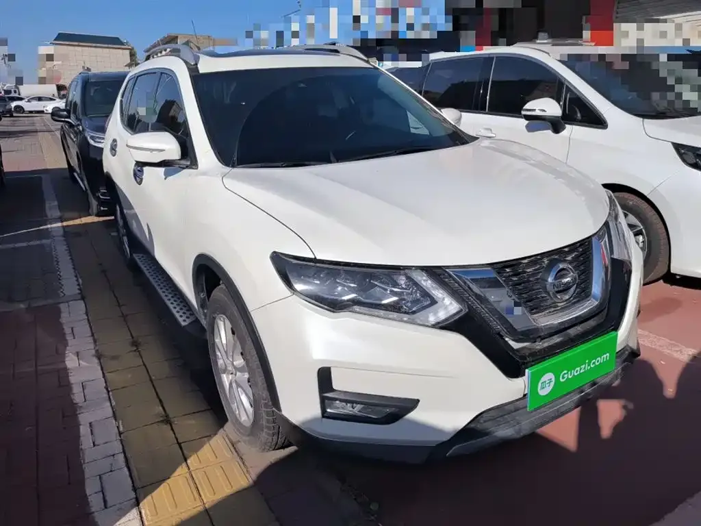 Nissan X-Trail — фото 4