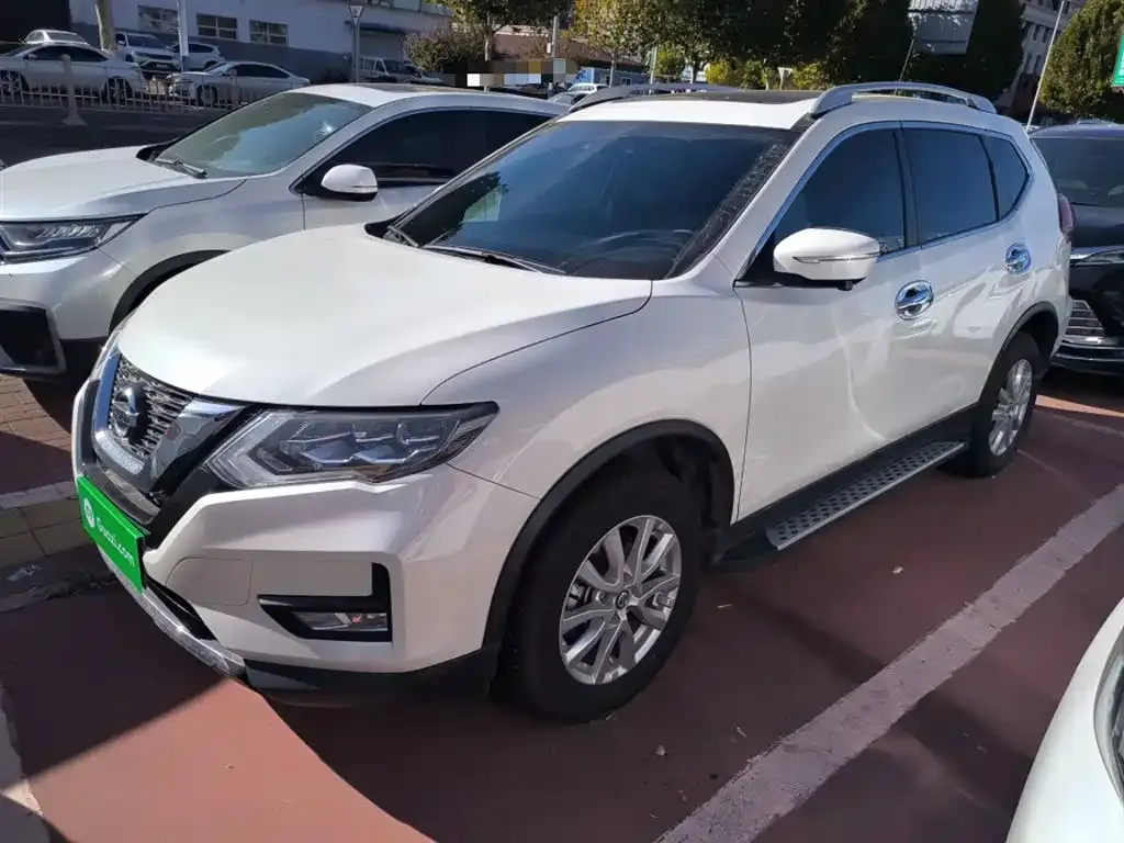 Nissan X-Trail — фото 5