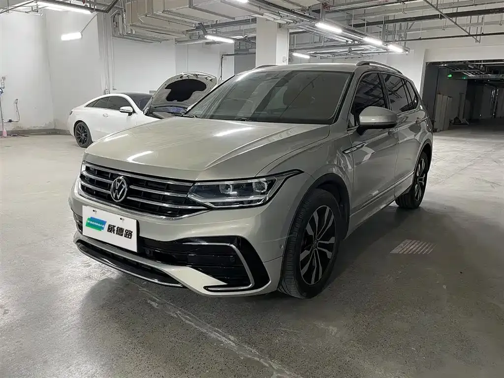Volkswagen Tiguan L 2022 из CN, фото 1