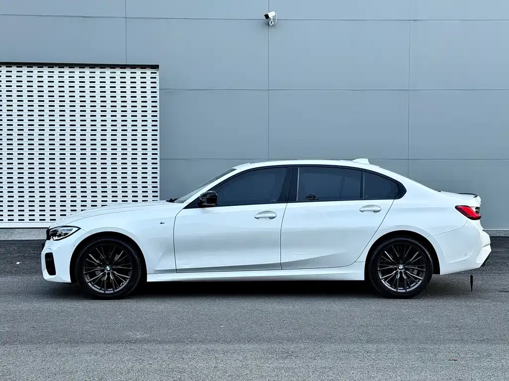 BMW 3 Series 2021 из CN, фото 5