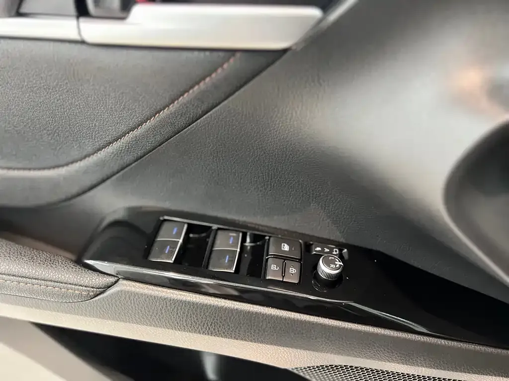Toyota Camry 2022 из CN, фото 8