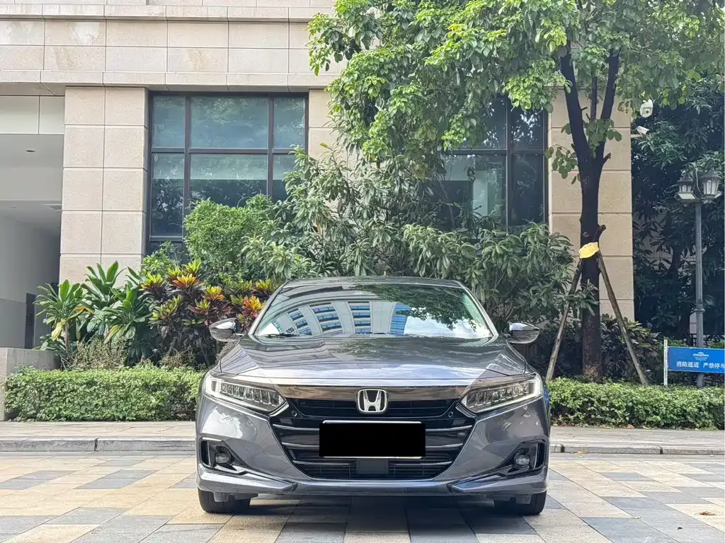 Honda Accord — фото 2