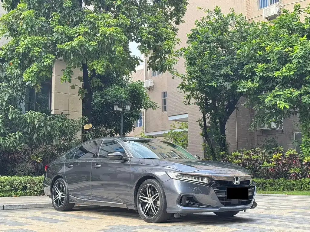 Honda Accord — фото 3