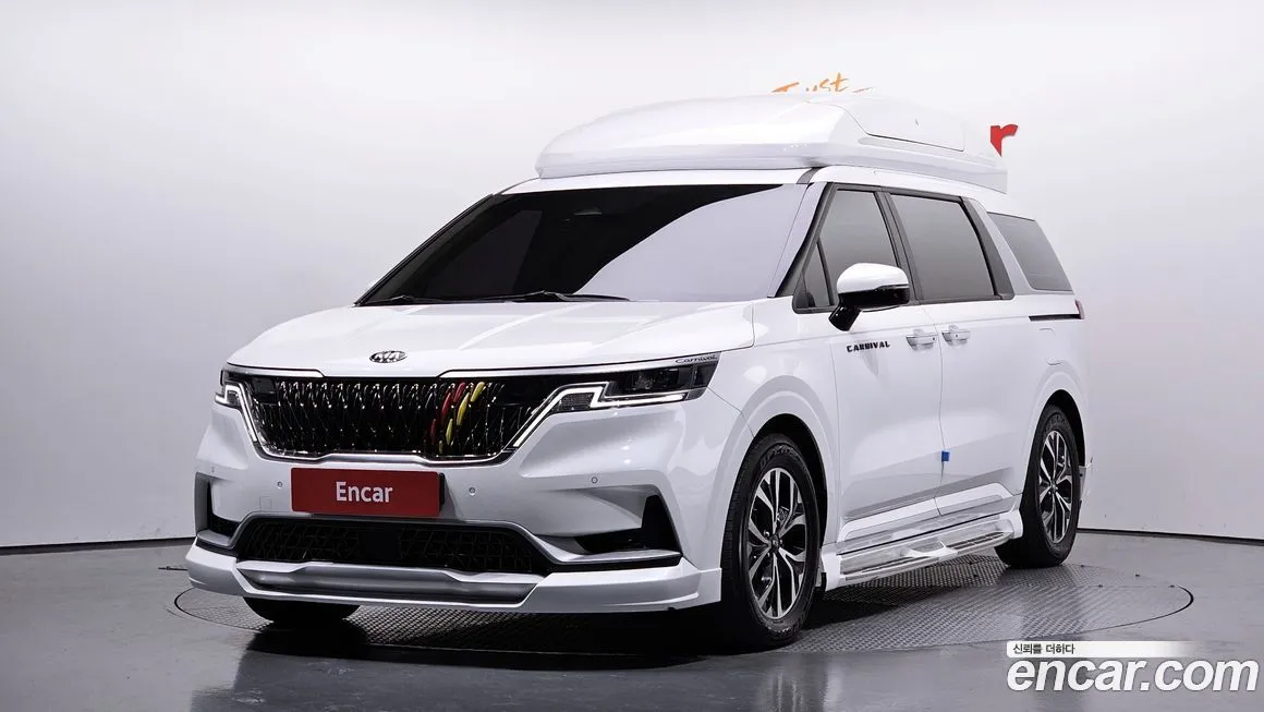 Kia Carnival — фото 1
