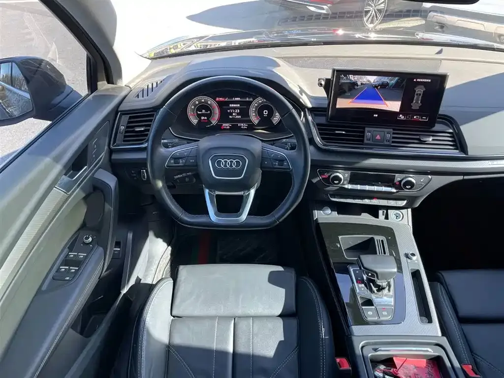 Audi Q5L 2022 из CN, фото 6