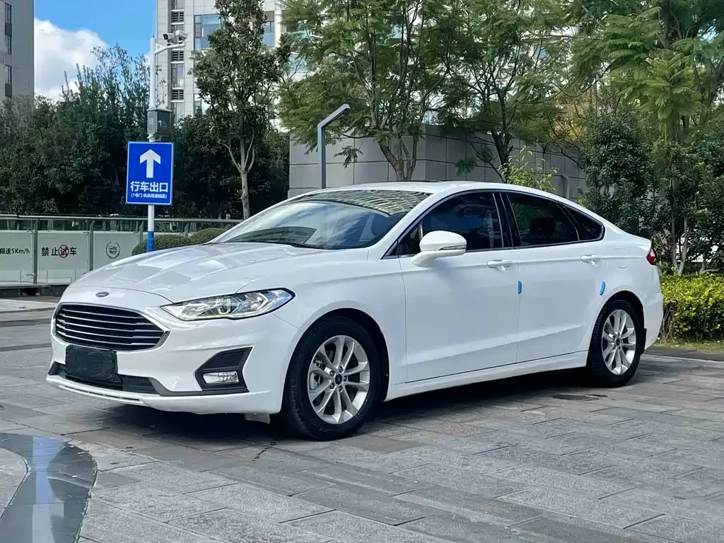 Ford Mondeo 2022 из CN, фото 1