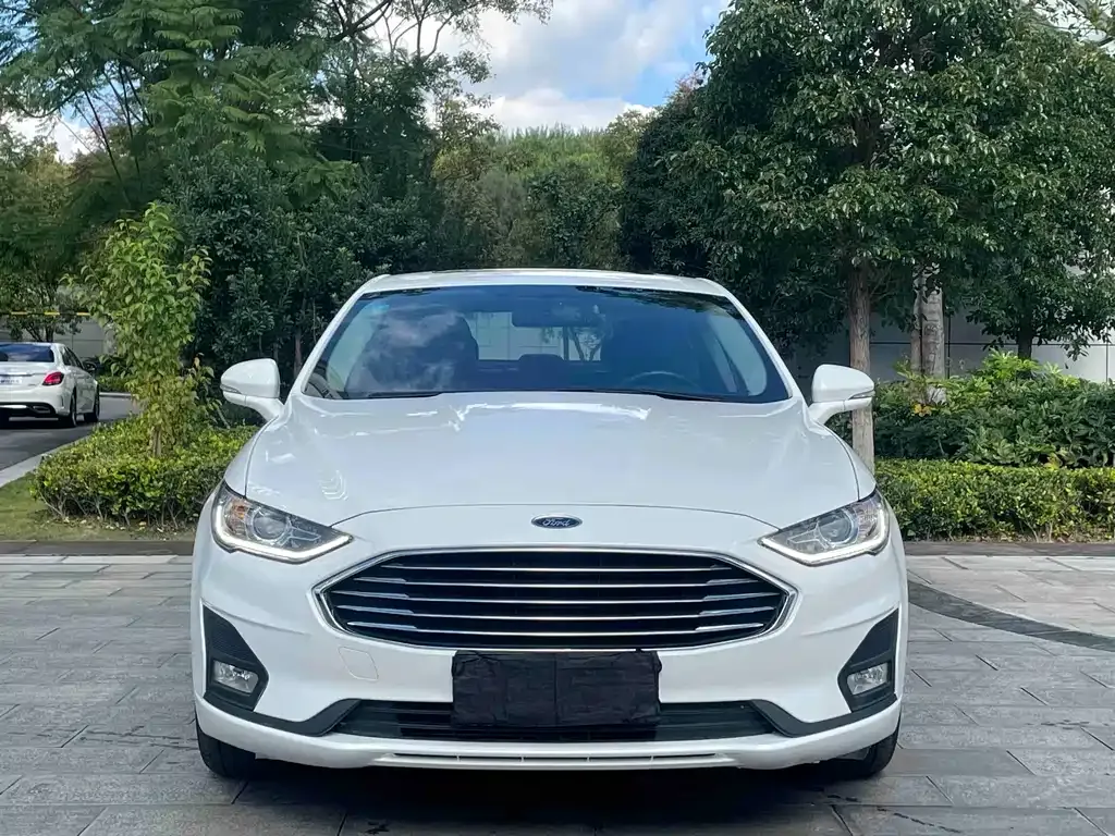 Ford Mondeo 2022 из CN, фото 2