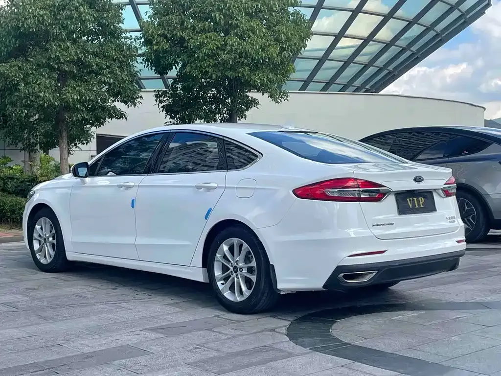 Ford Mondeo 2022 из CN, фото 6