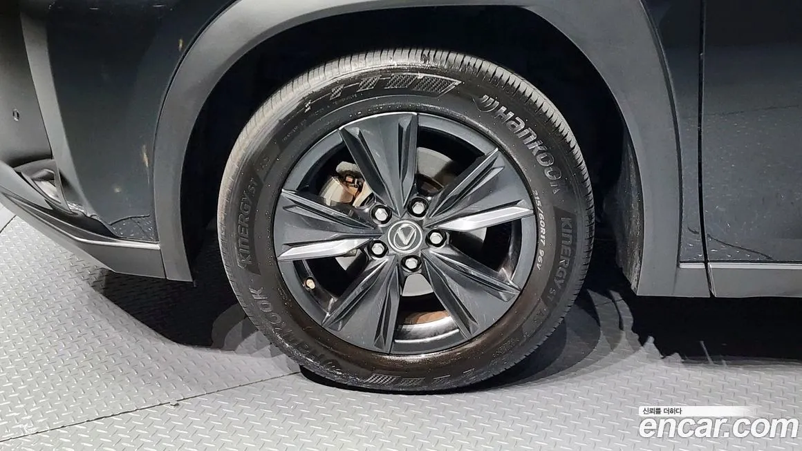 Lexus UX 2021 из KR, фото 5