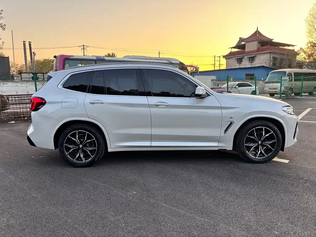 BMW X3 2022 из CN, фото 4