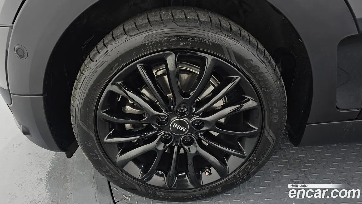 Mini Clubman 2023 из KR, фото 5