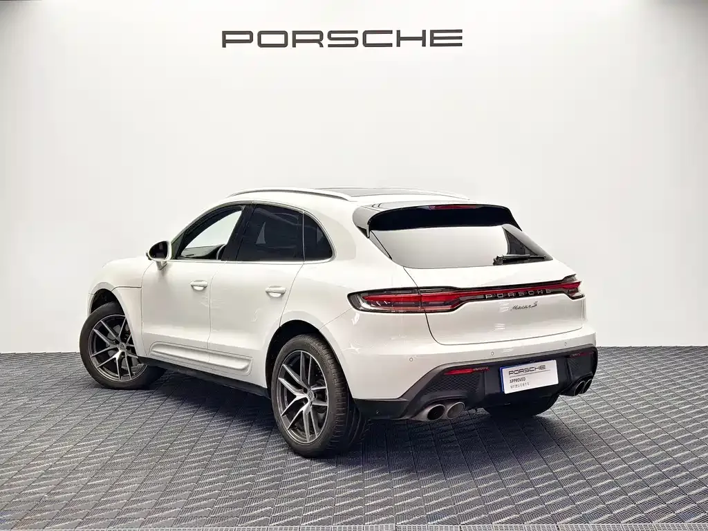 Porsche Macan — фото 5