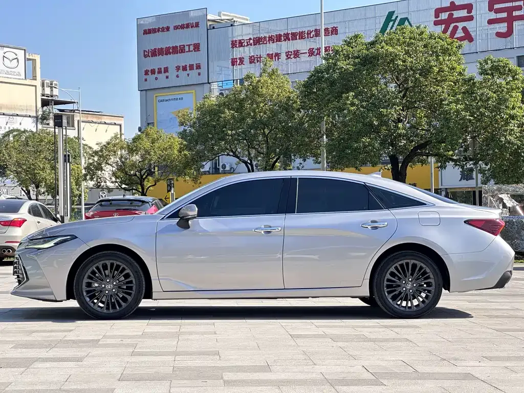 Toyota Avalon 2022 из CN, фото 6