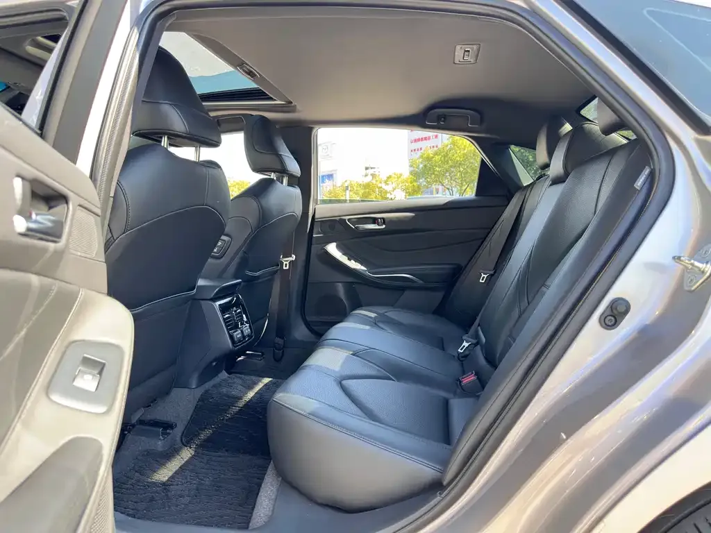 Toyota Avalon 2022 из CN, фото 8