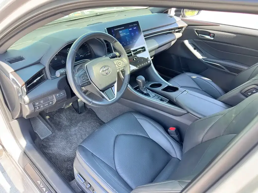 Toyota Avalon 2022 из CN, фото 9