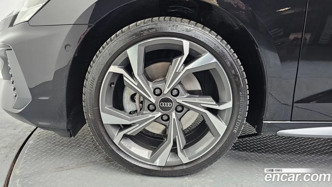 Audi A3 2023 из KR, фото 5