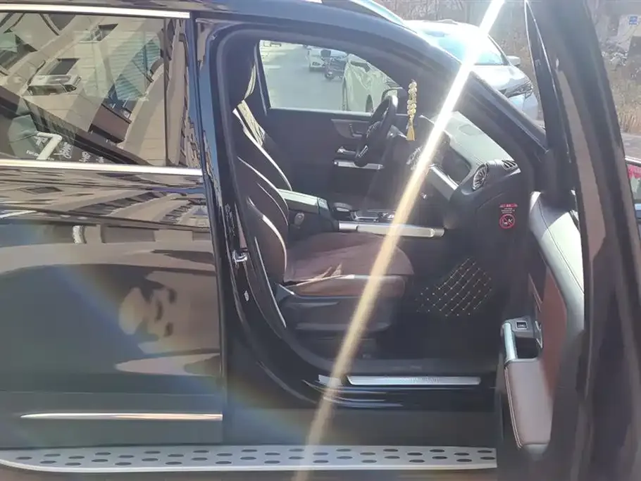 Mercedes-Benz GLB 2023 из CN, фото 8