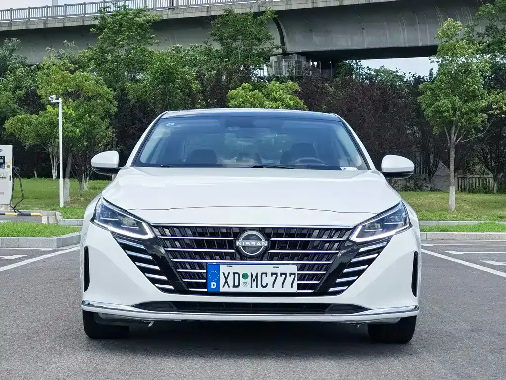 Nissan Teana — фото 6