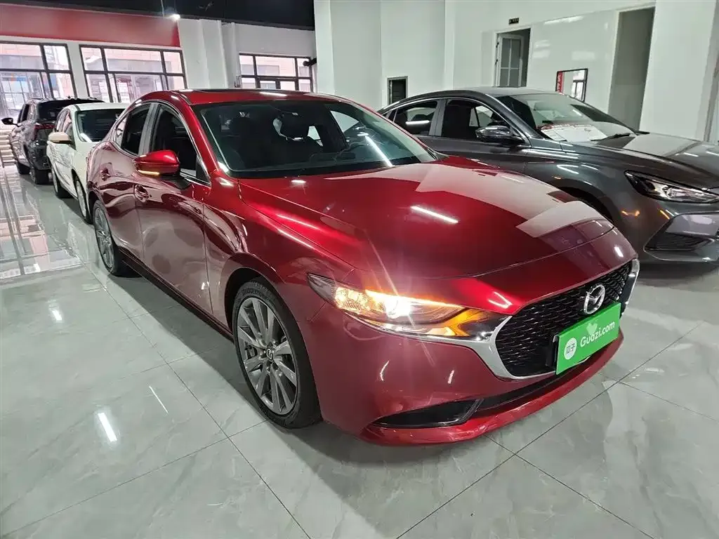 Mazda 3 Axela 2021 из CN, фото 4