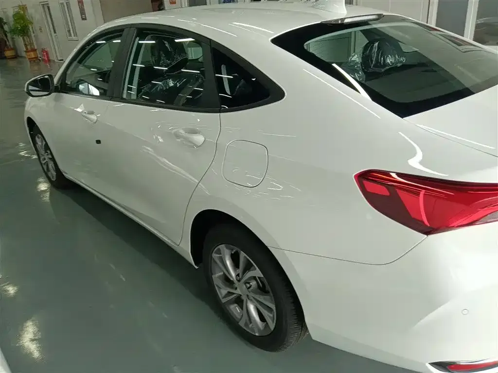 Buick Verano 2025 из CN, фото 5