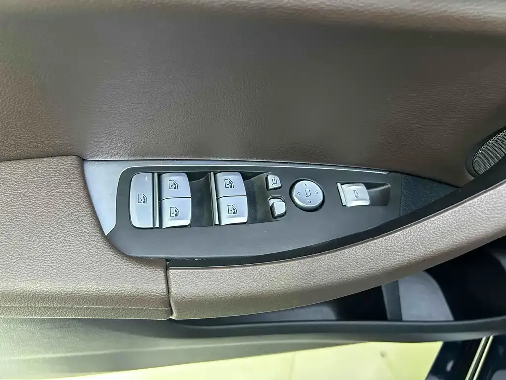 BMW iX3 2023 из CN, фото 8