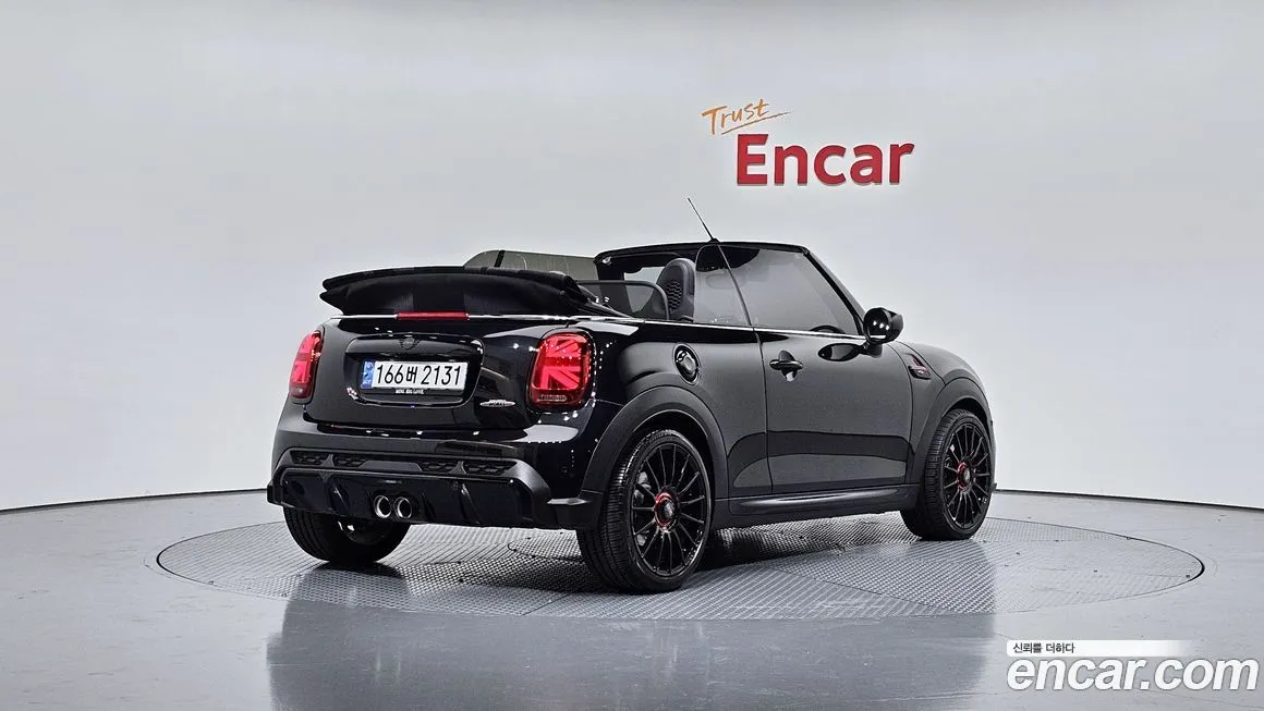 Mini Cooper Convertible — фото 2