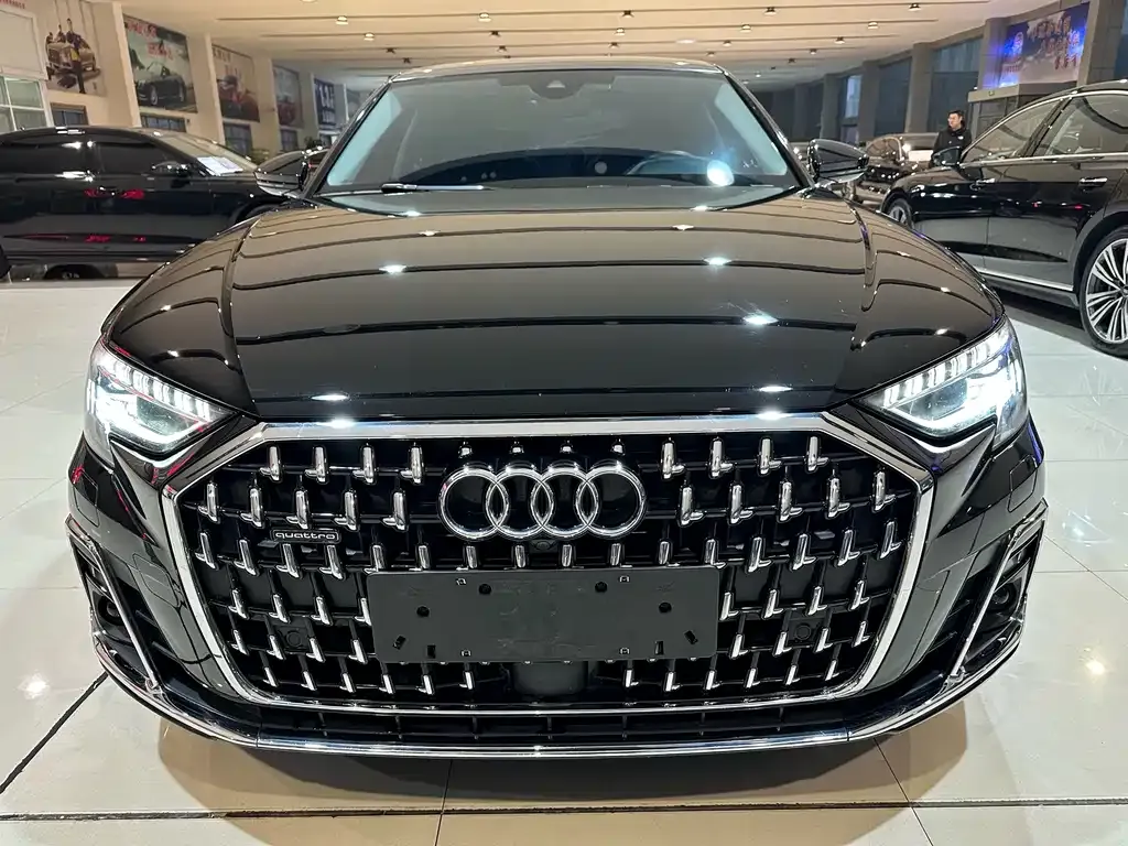 Audi A8 2023 из CN, фото 1