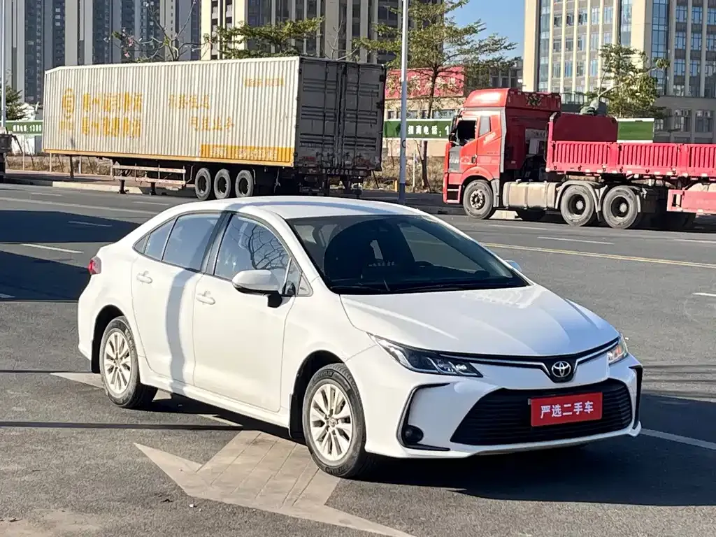 Toyota Corolla 2022 из CN, фото 3
