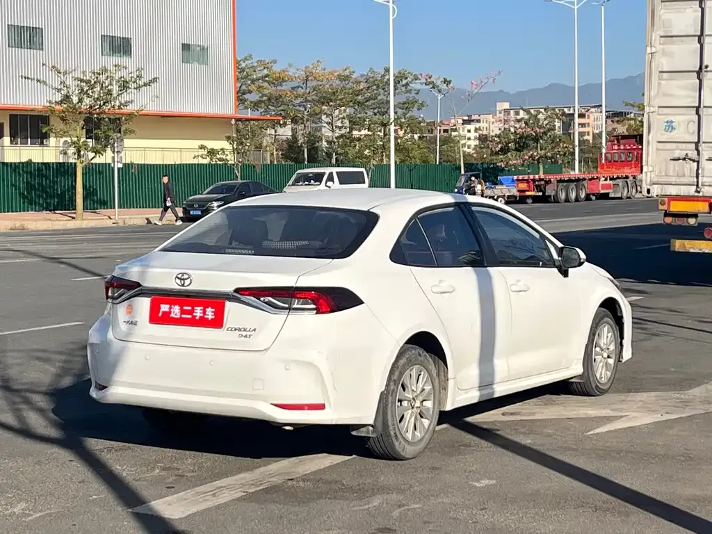 Toyota Corolla 2022 из CN, фото 5