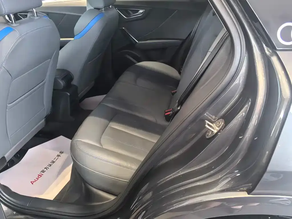 Audi Q2L 2024 из CN, фото 5