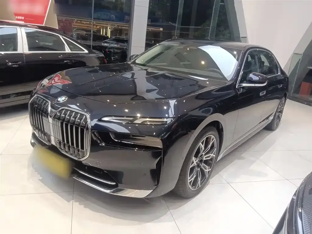 BMW 7 Series 2025 из CN, фото 2