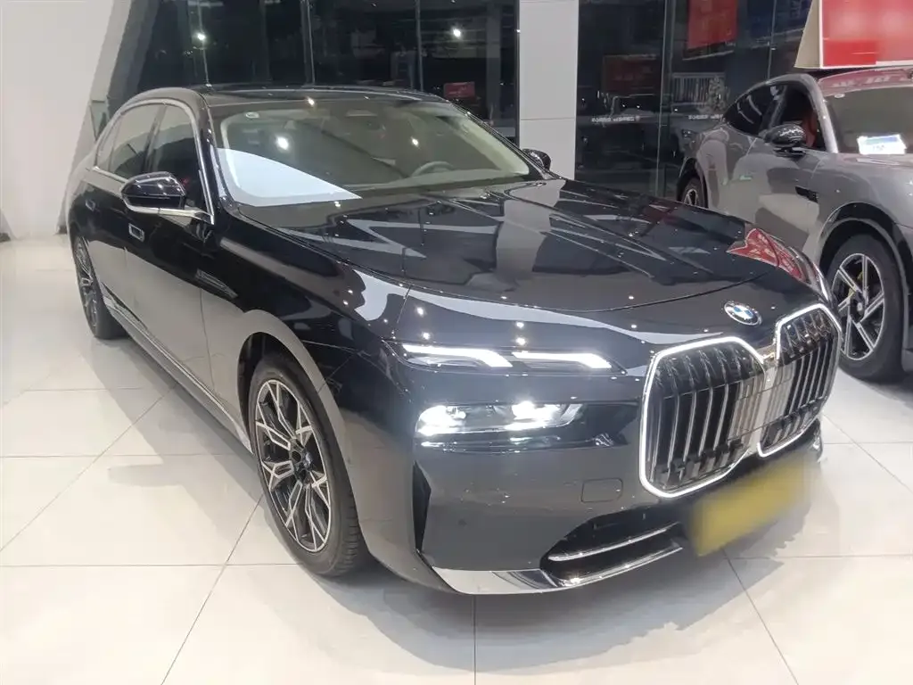 BMW 7 Series 2025 из CN, фото 4
