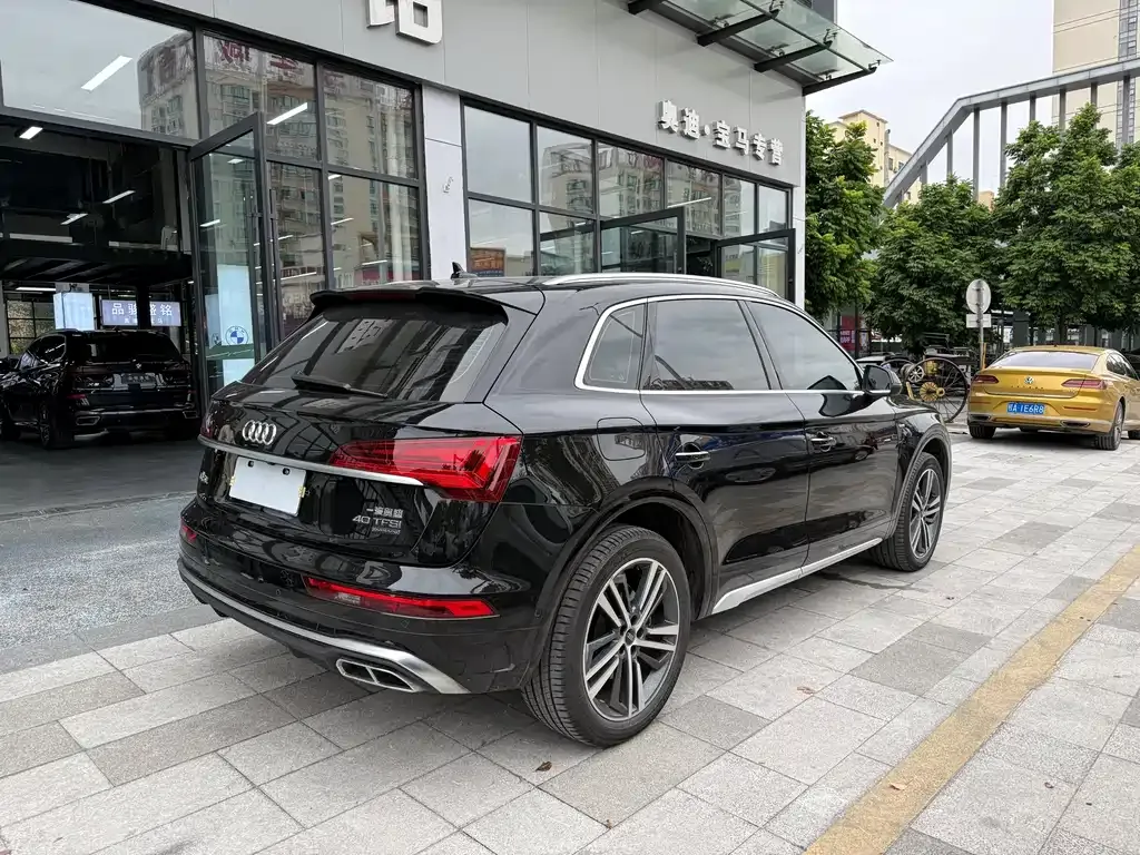 Audi Q5L 2022 из CN, фото 4
