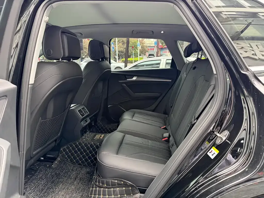 Audi Q5L 2022 из CN, фото 6