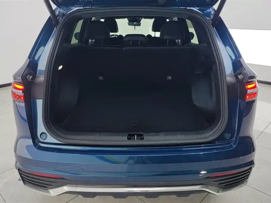 Geely Xingyue L 2021 из CN, фото 4