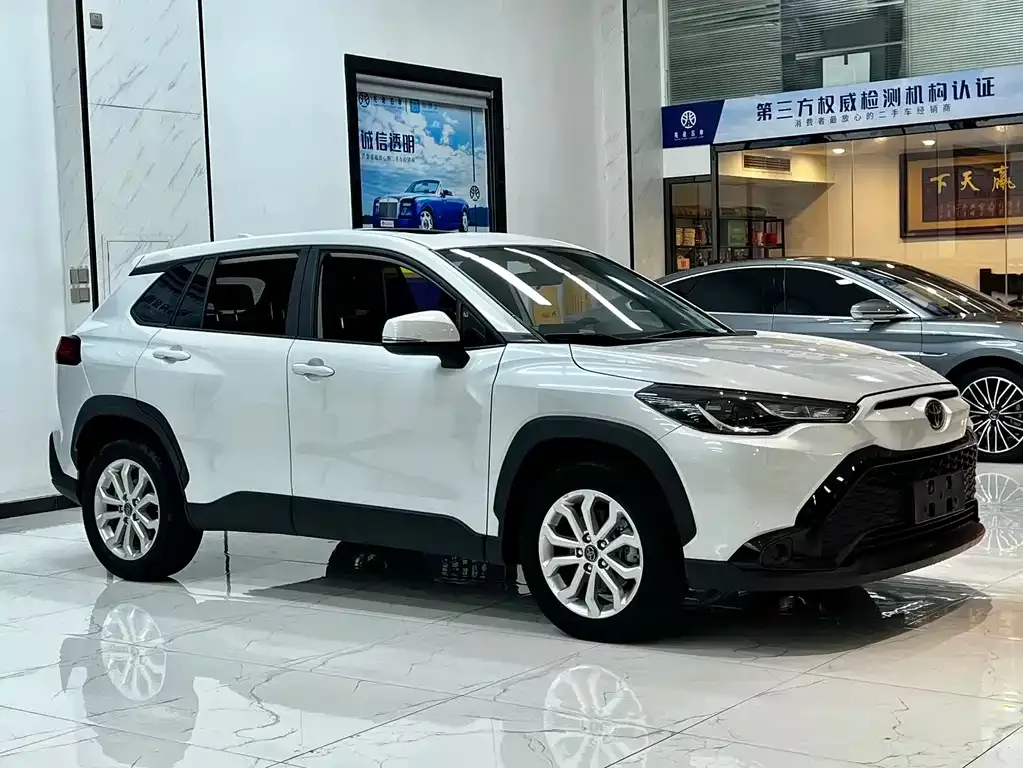 Toyota Frontlander 2022 из CN, фото 3